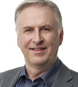 Reinhard Loth Reinhard Loth